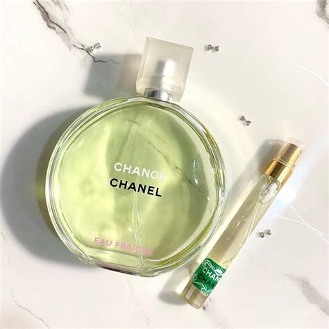 เราไปจองน้ำหอมChanel Chance สีเขียวในเวบ 